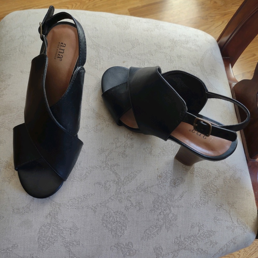 Ana black dress shoes